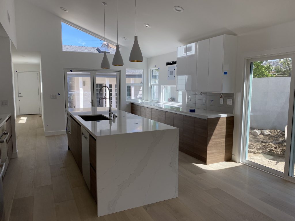Custom kitchen cabinets in Newport Beach by Eurocraft Cabinetry.