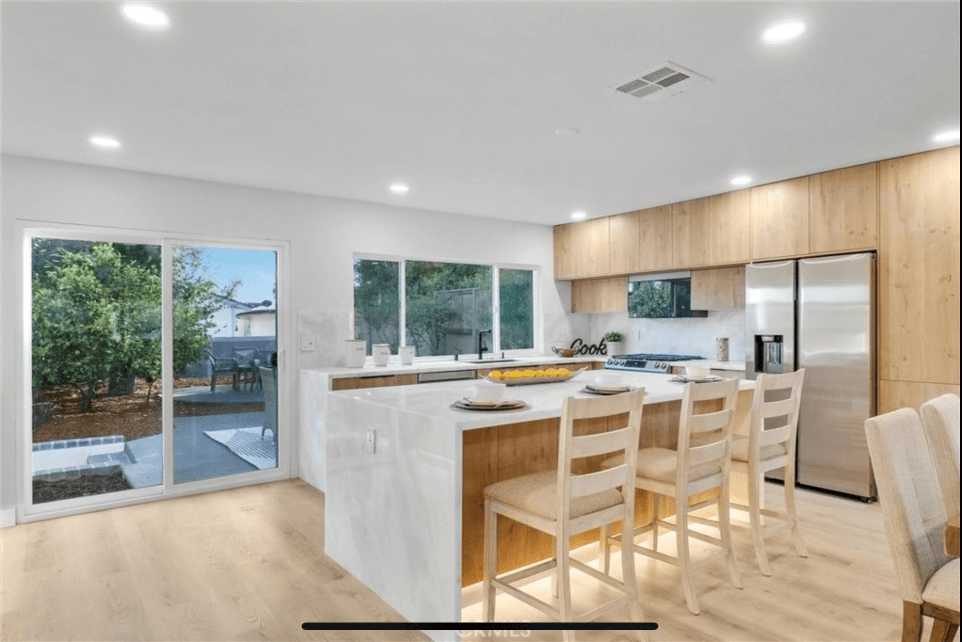 Custom kitchen cabinets in Orange, CA by Eurocraft Cabinetry